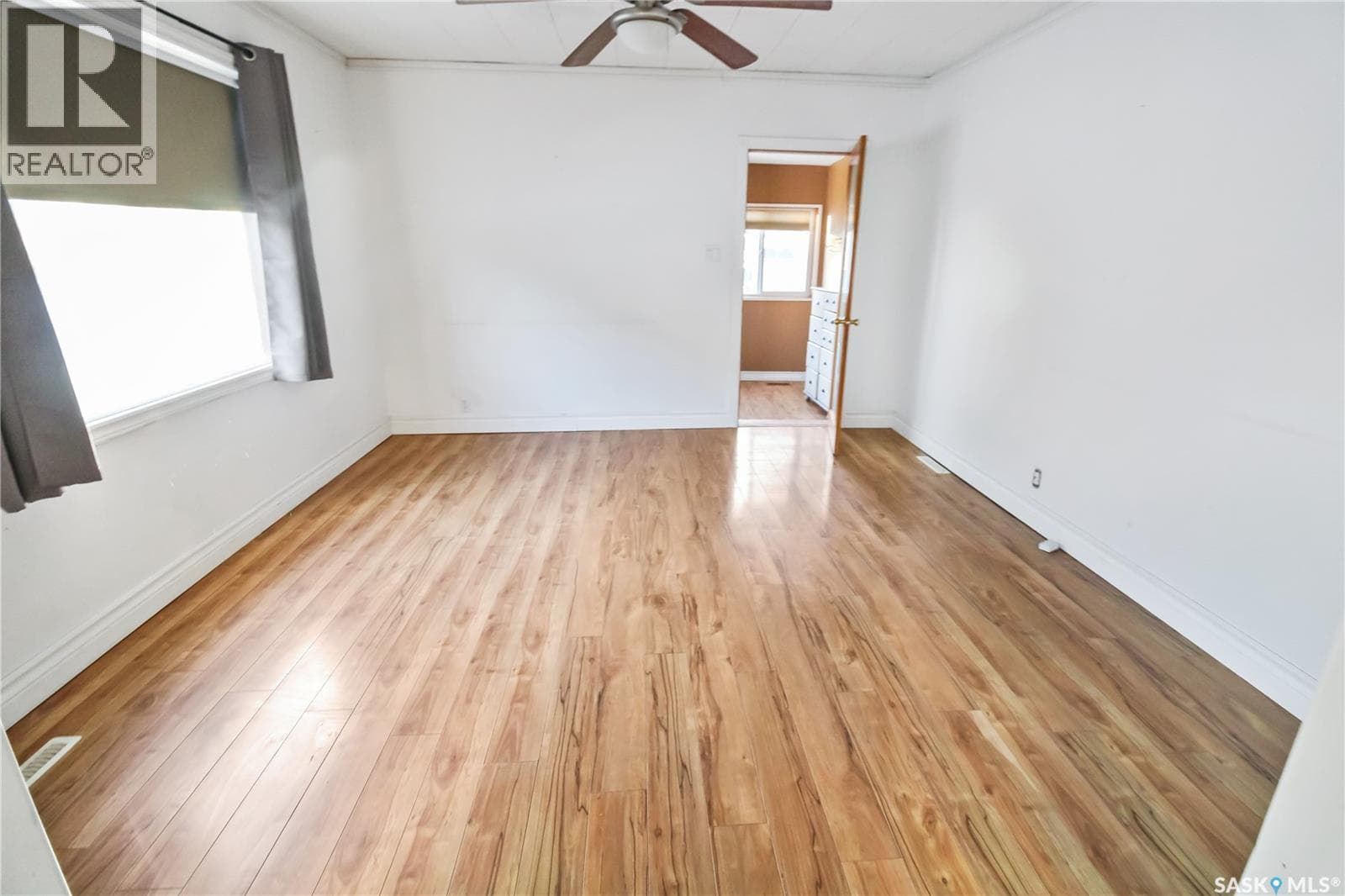 365 3rd AVENUE NE photo 5