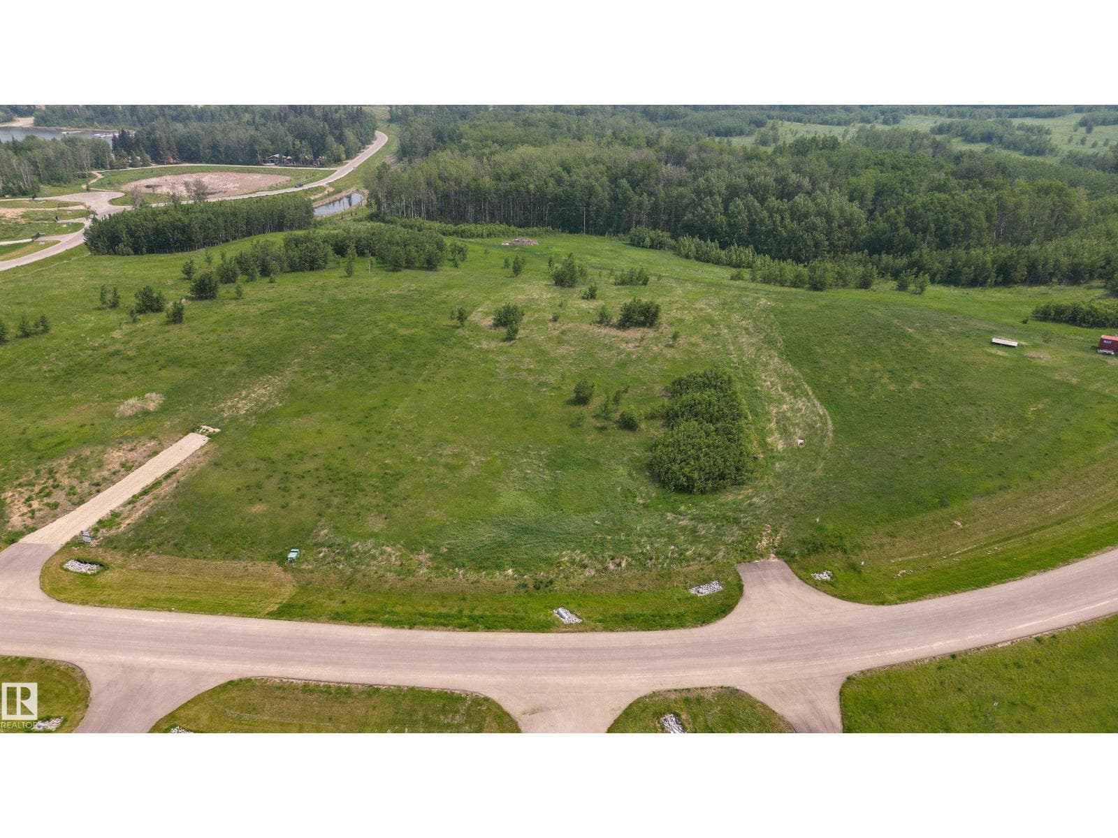 #43 2307 TWP ROAD 522 photo 4