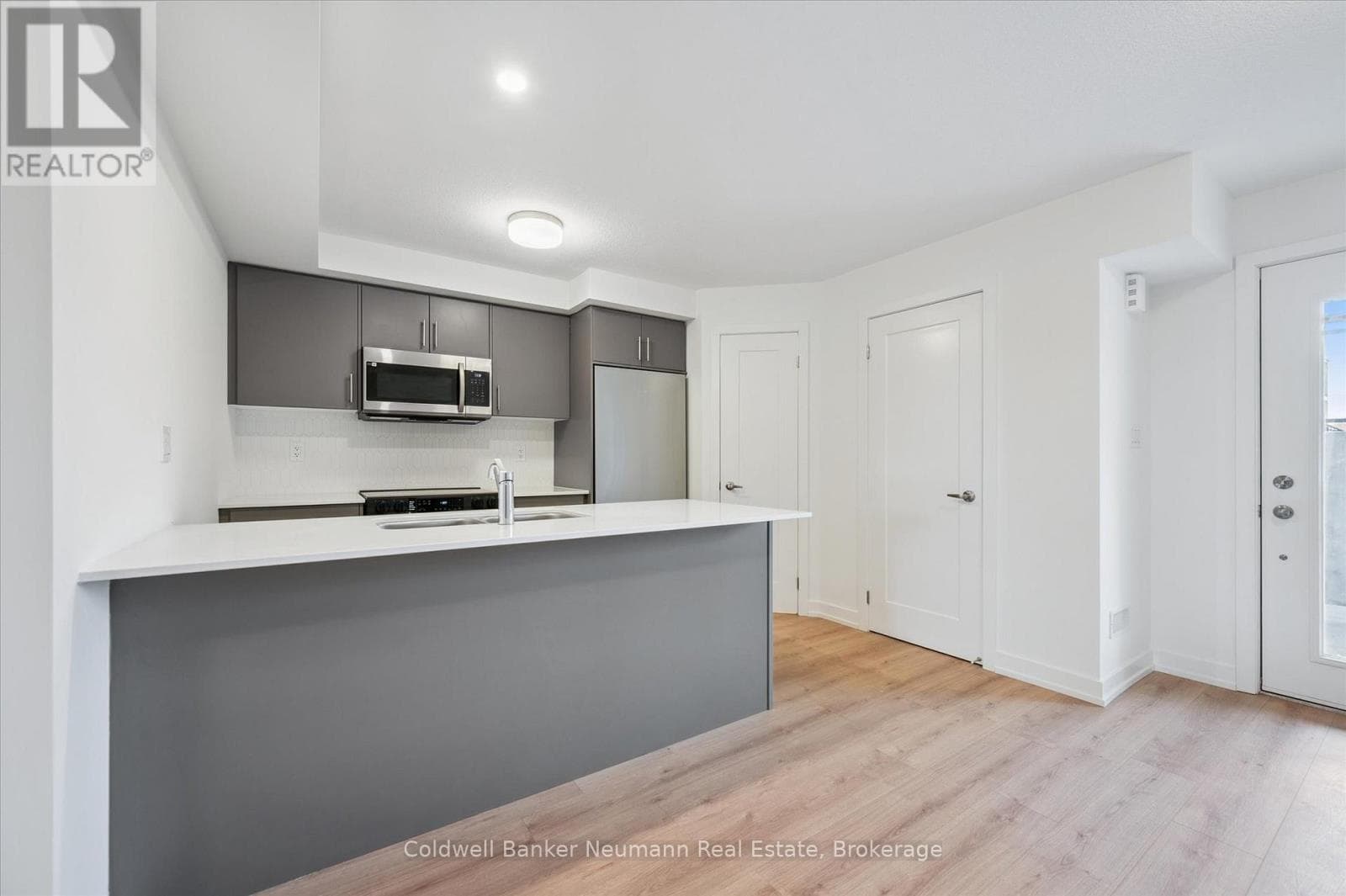 2 bed 2 bath single family at 41 - 940 ST. DAVID STREET N — $449,900