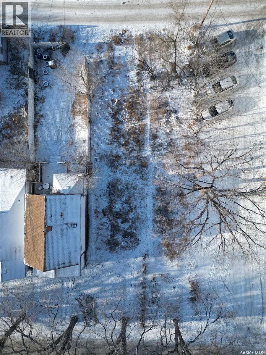 1108 Retallack STREET — photo 3