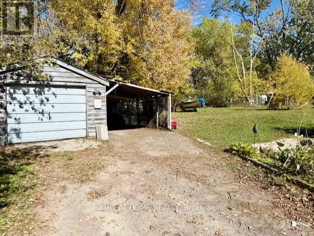 118 PERCY CRESCENT photo 3