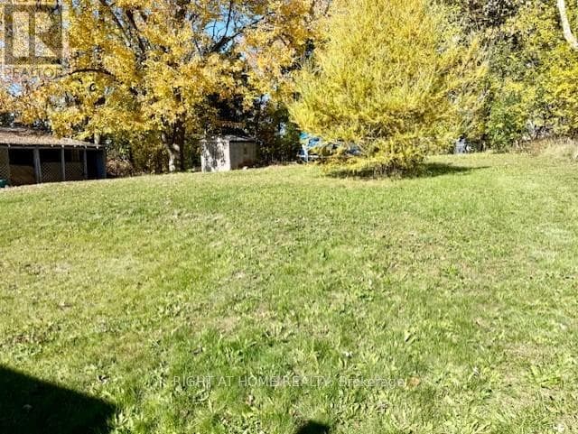 118 PERCY CRESCENT photo 9
