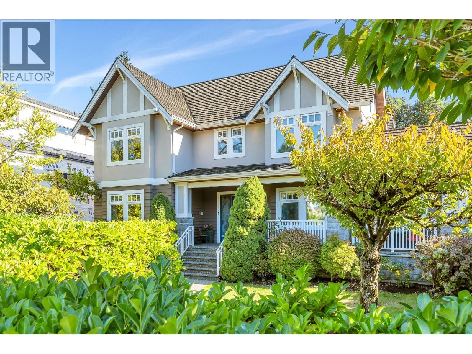 5062 GRANVILLE STREET photo 2