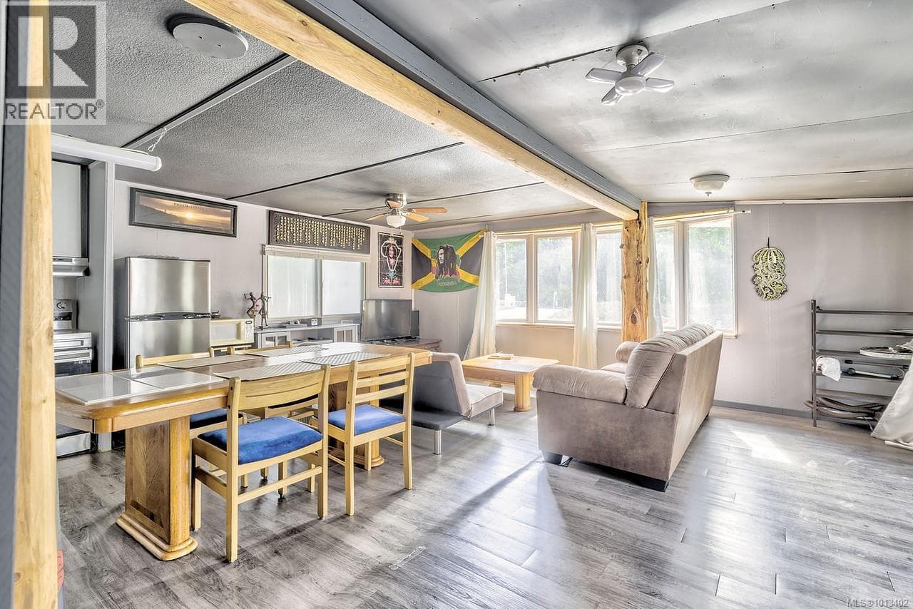 3 bed 2 bath single family at 204 380 Martindale Rd — $149,900