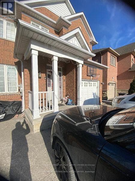 34 POGONIA STREET E photo 4