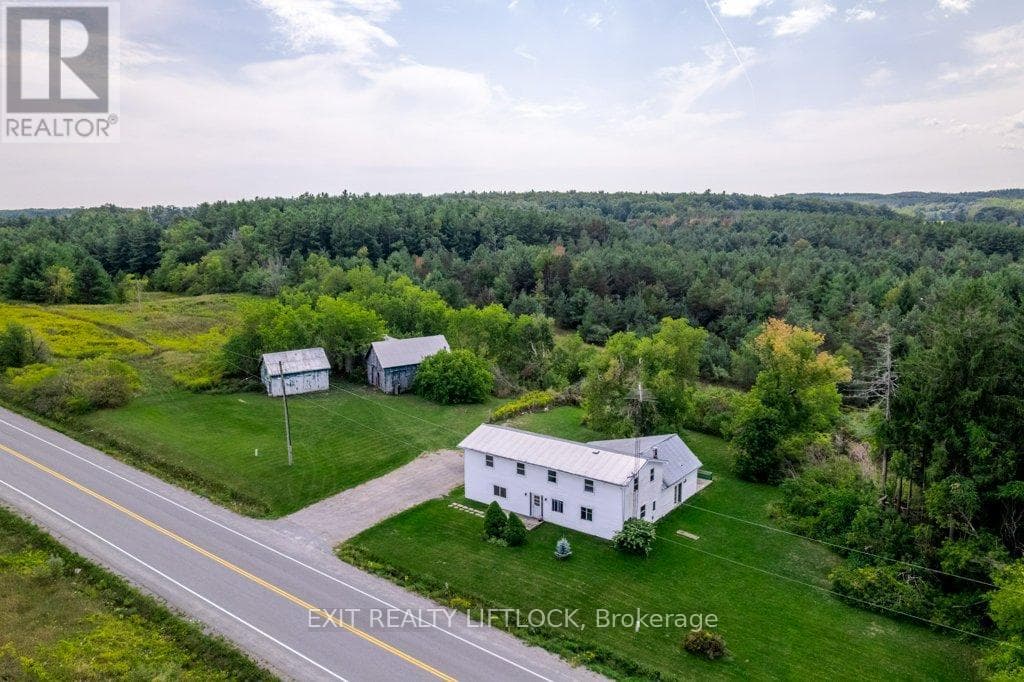 194 COUNTY RD 10 photo 2