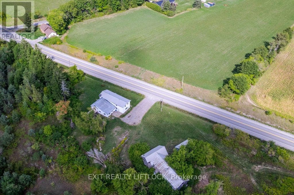 194 COUNTY RD 10 photo 4