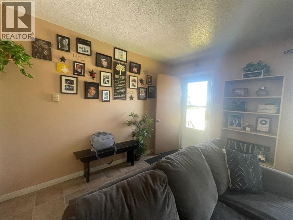 5820 48th Street — photo 3