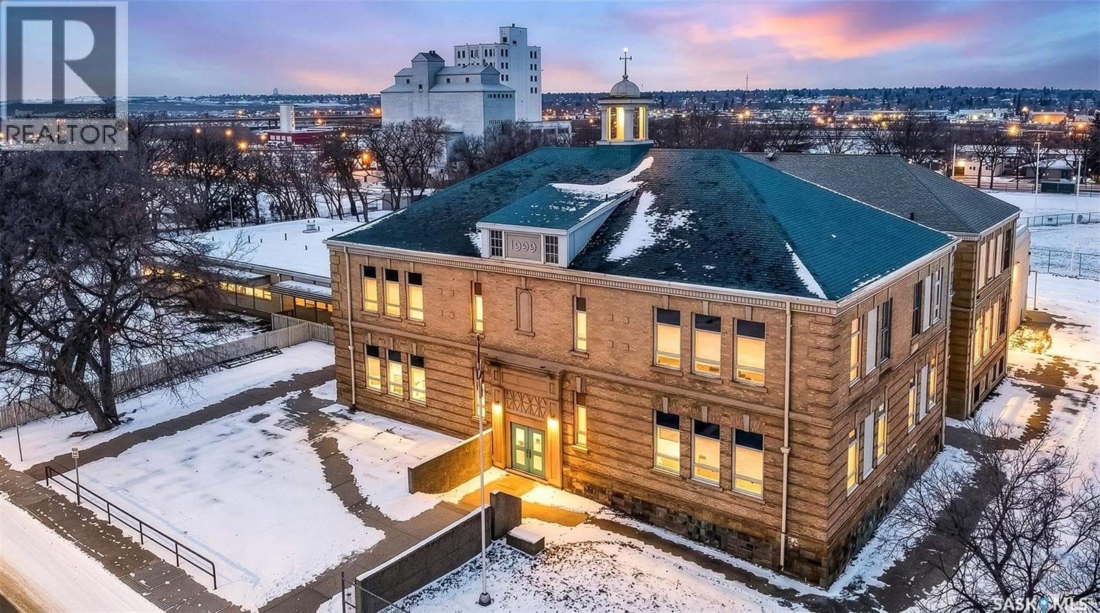 500 Coteau STREET W