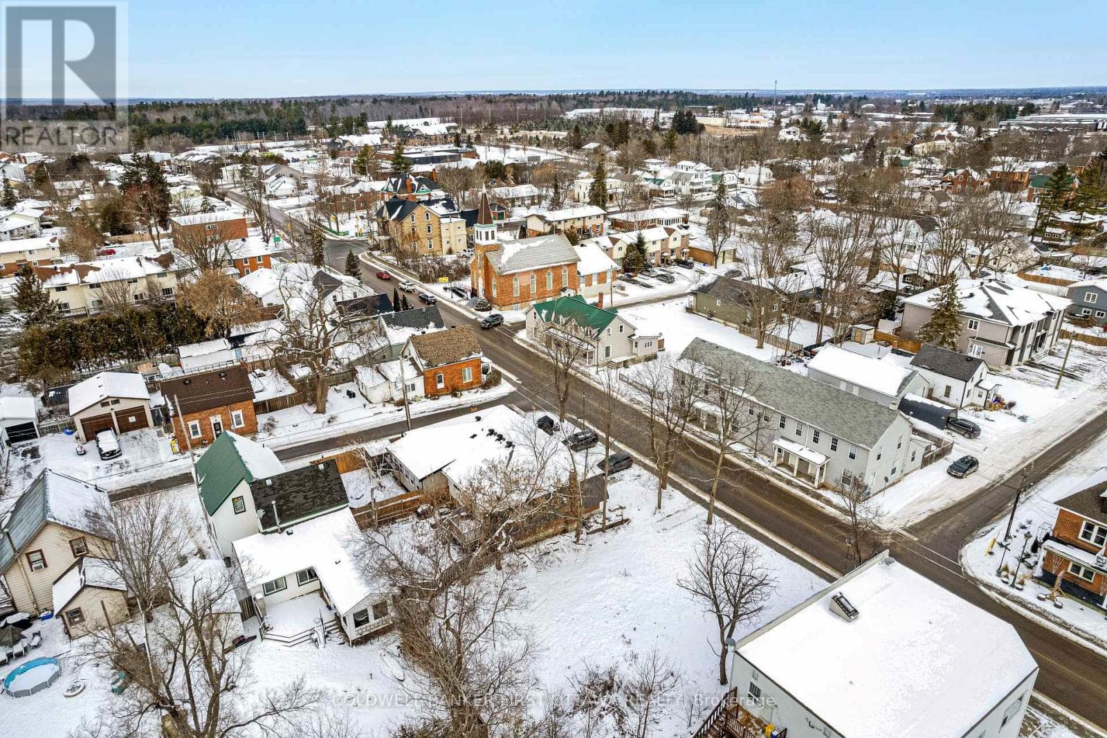 274 BRIDGE STREET photo 4