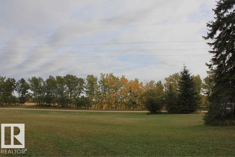 49454 Range Road 241 photo 4