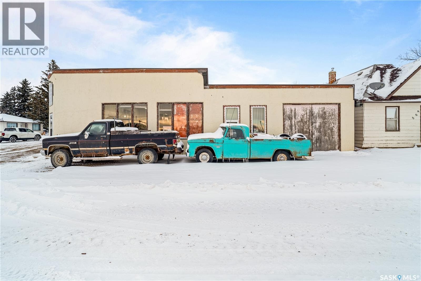 503 Railway AVENUE — photo 4