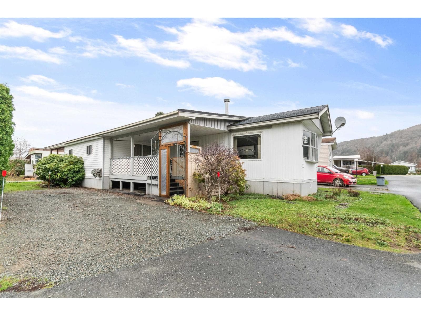 28 1884 HEATH ROAD, Agassiz photo 2