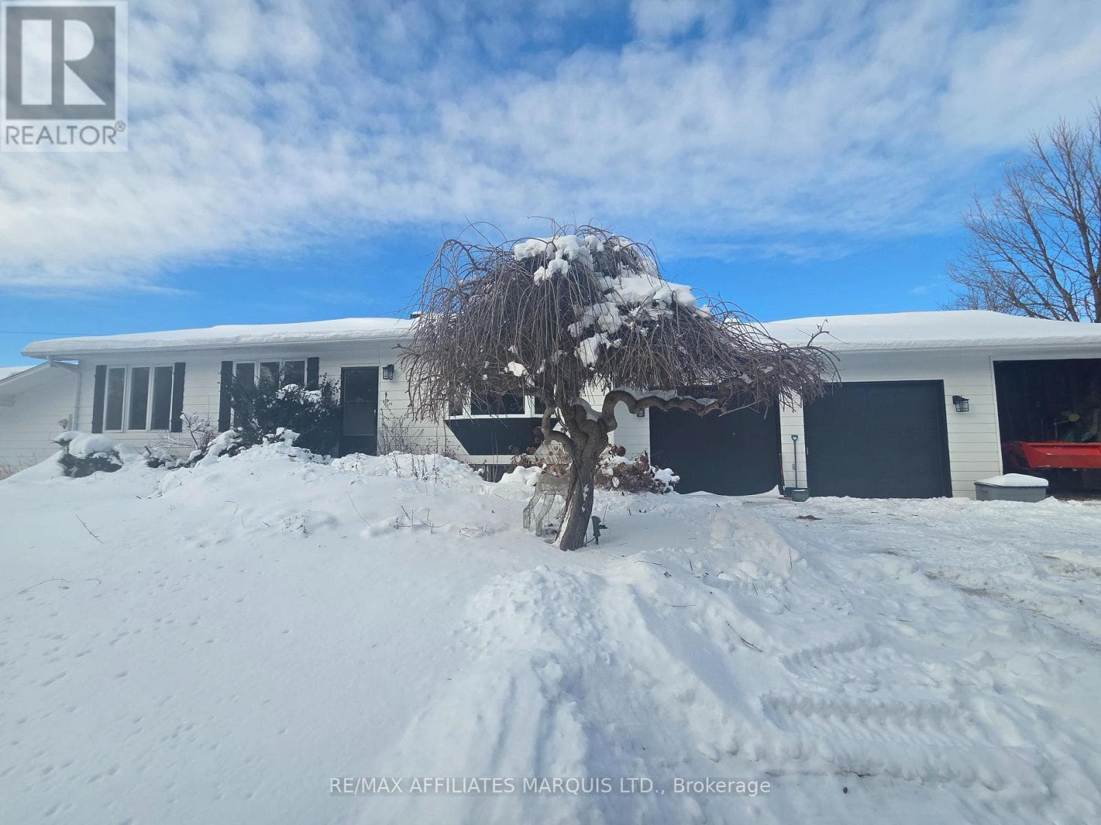 4 bed 1 bath single family at 7788 COUNTY 21 ROAD — $996,000