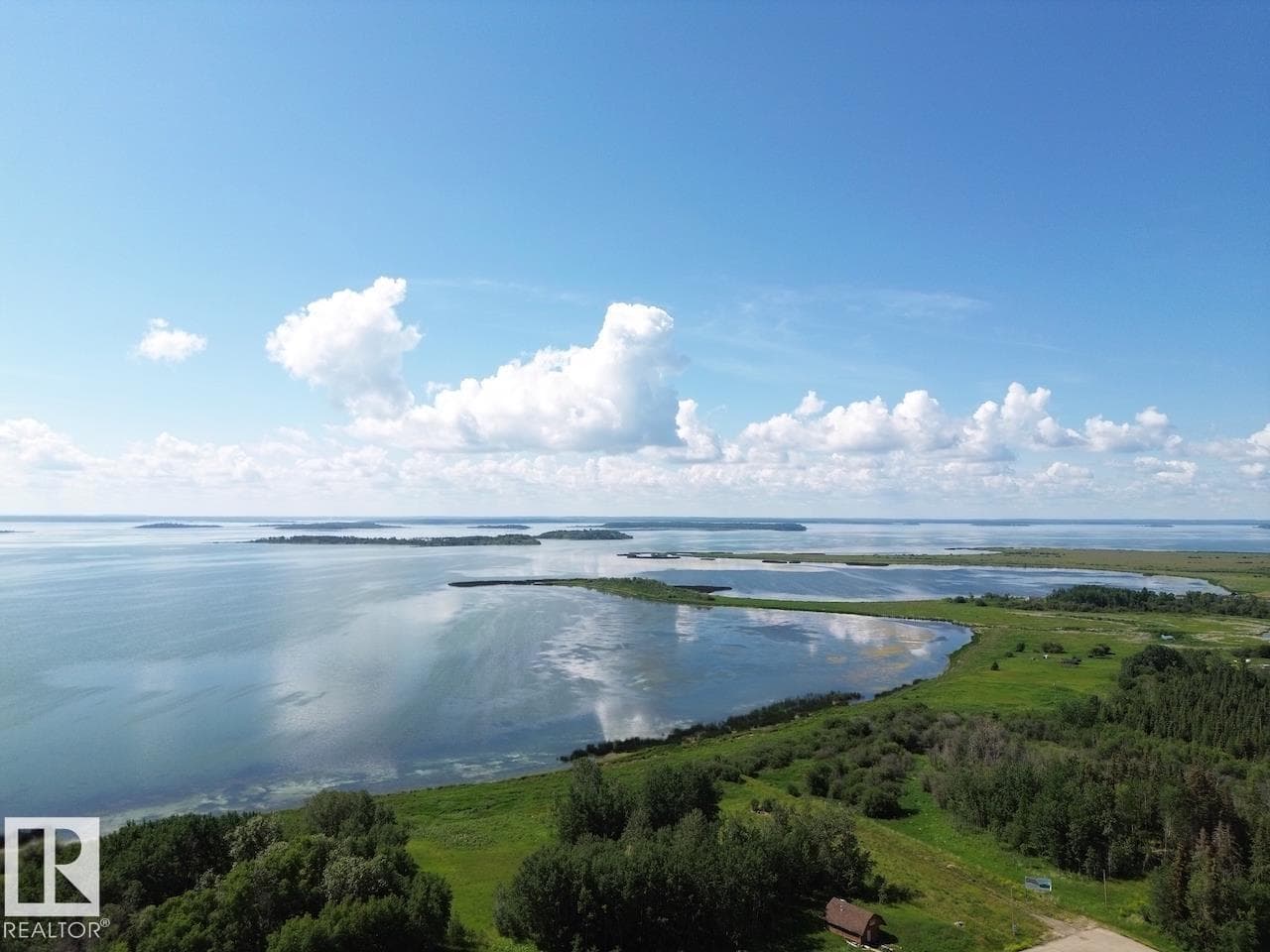 5 Islandview Road LAC LA BICHE LAKE — photo 3