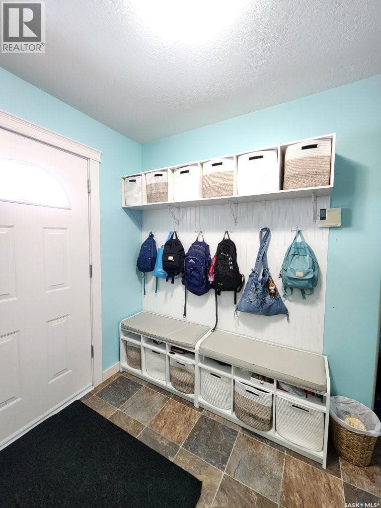 706 Grey AVENUE — photo 4