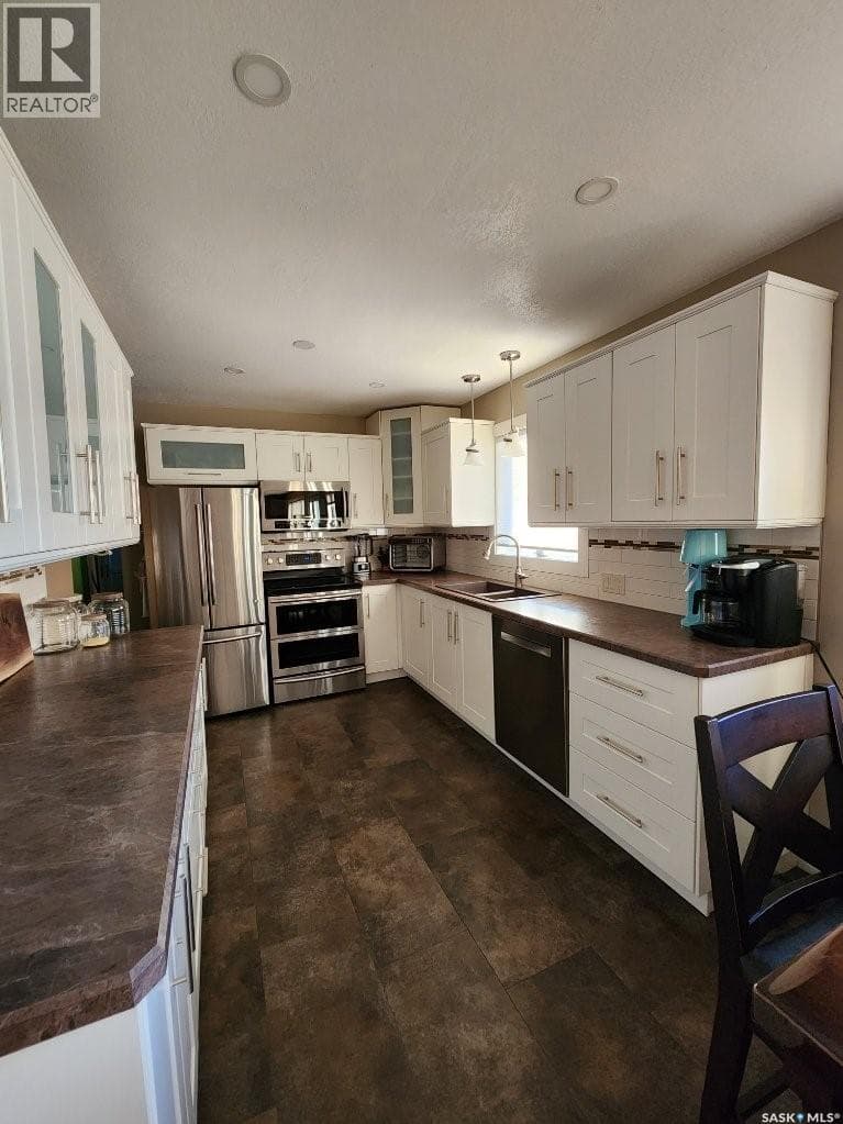 706 Grey AVENUE — photo 5