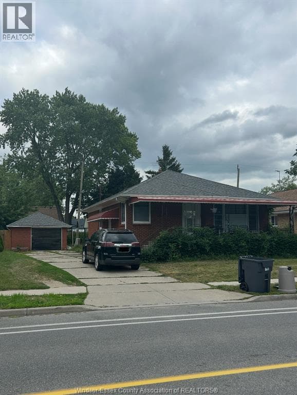 5 bed 2 bath single family at 1544 PILLETTE — $399,900