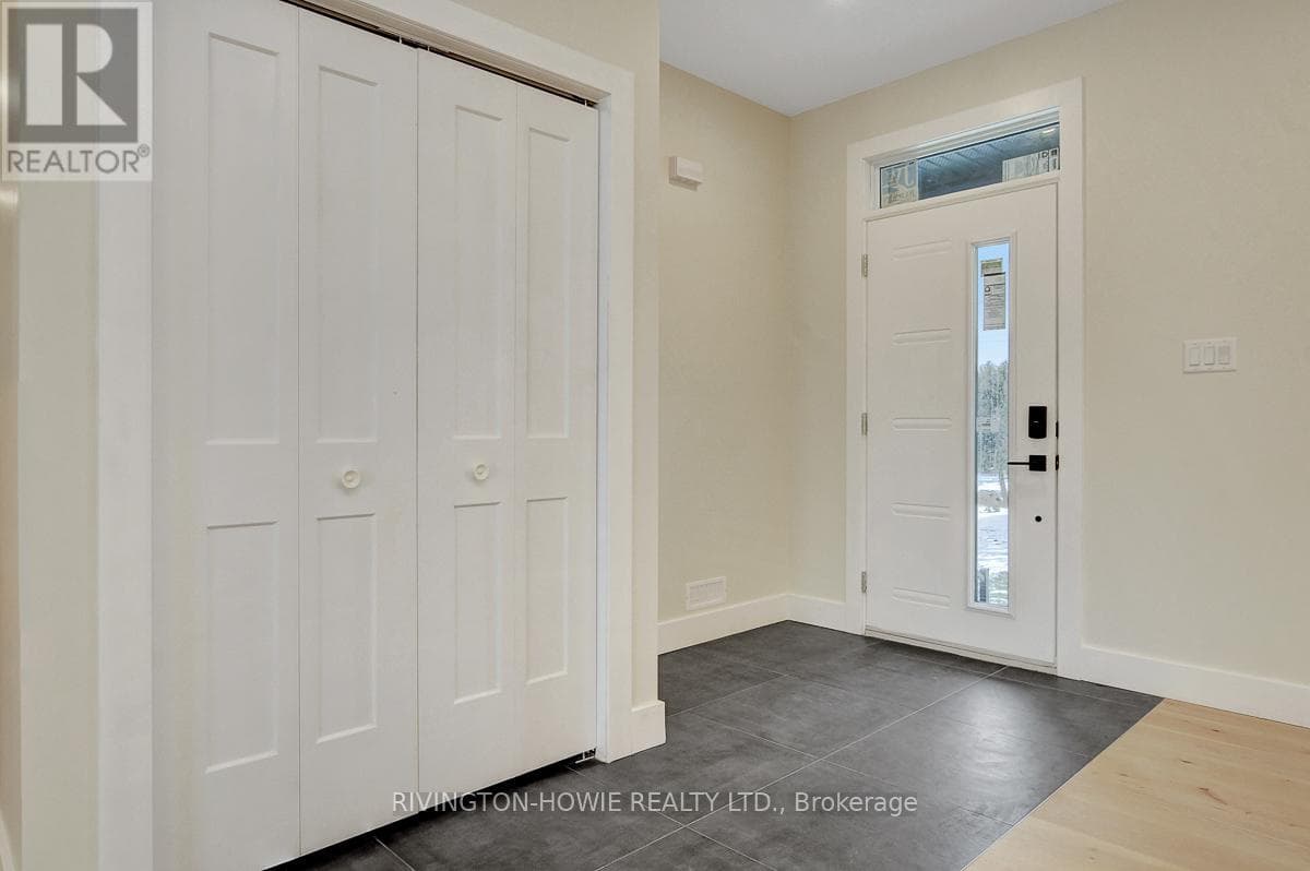 354 RUSSETT DRIVE photo 4