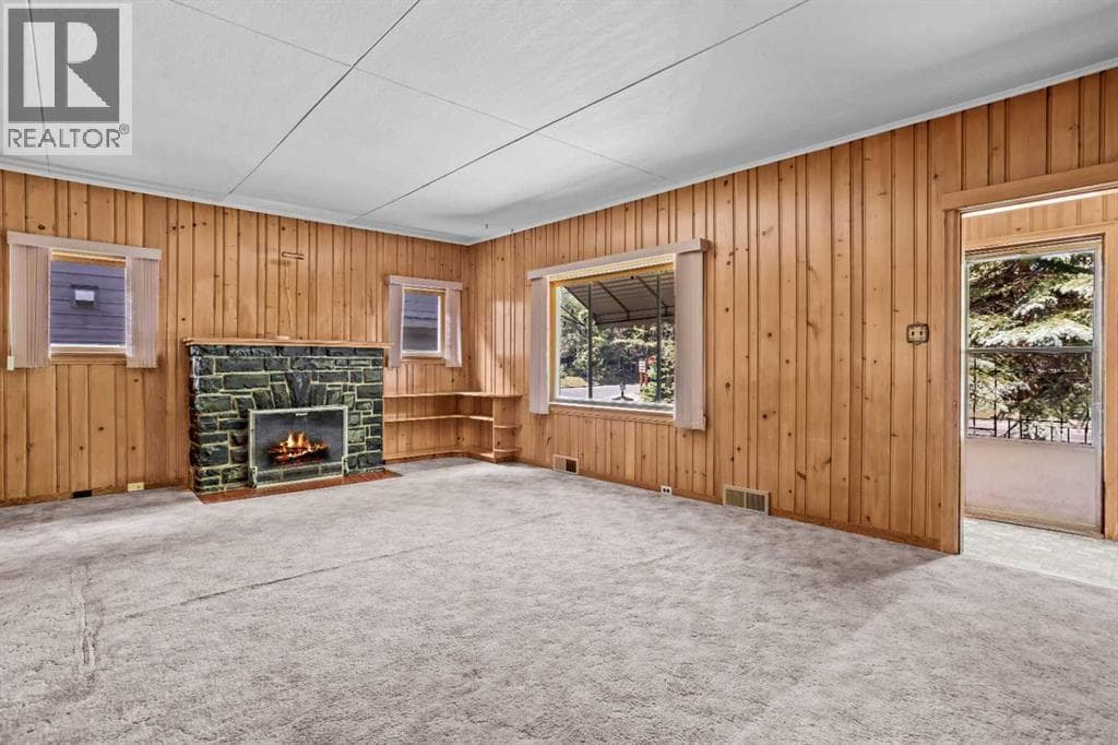 404 Otter Street — photo 4