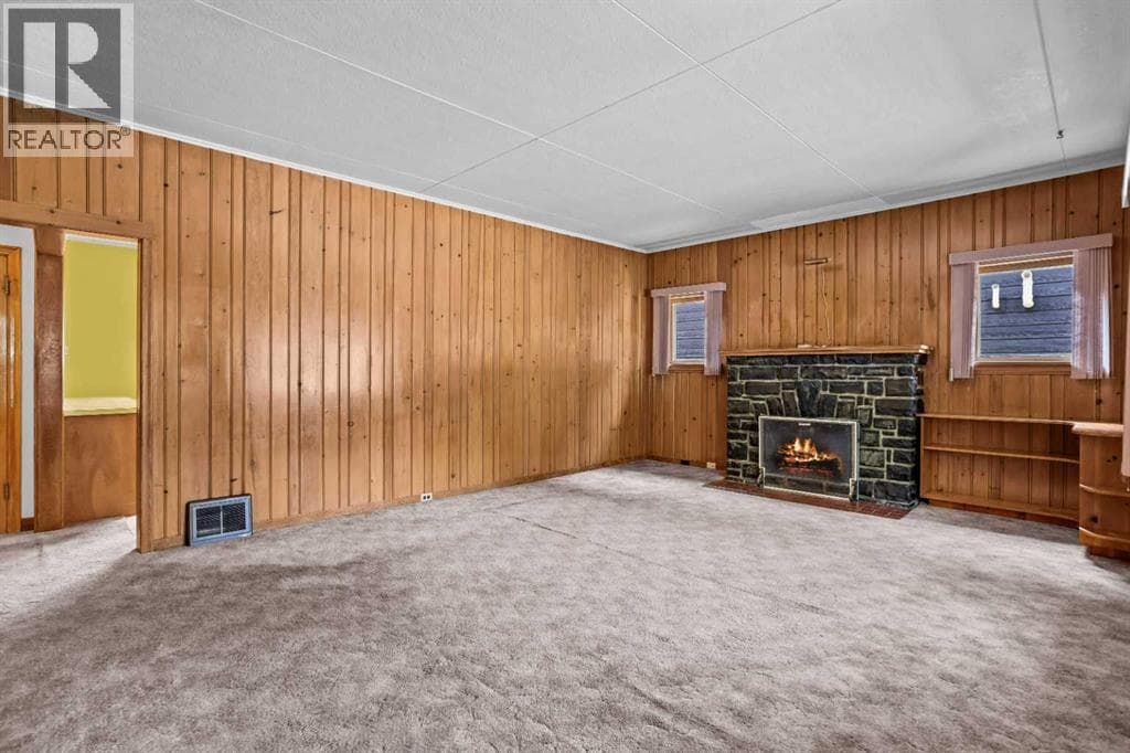 404 Otter Street — photo 2