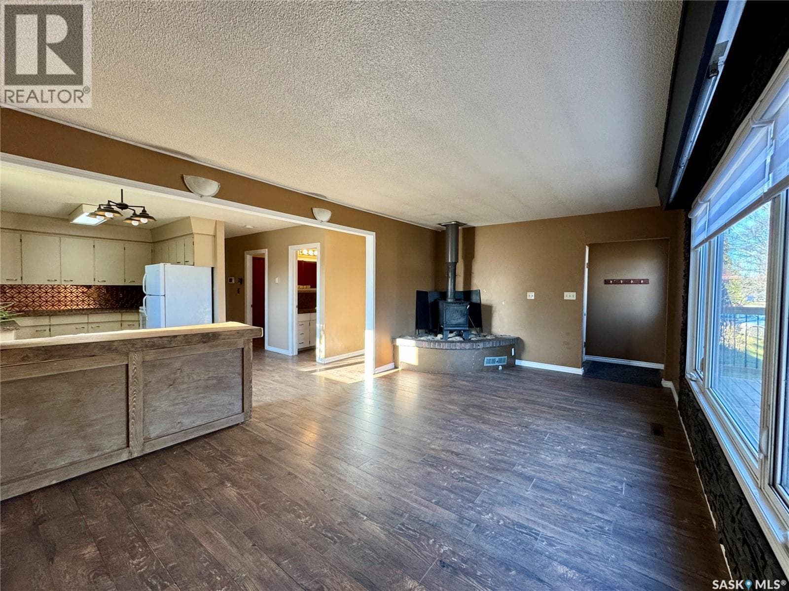 103 Cottonwood CRESCENT photo 5