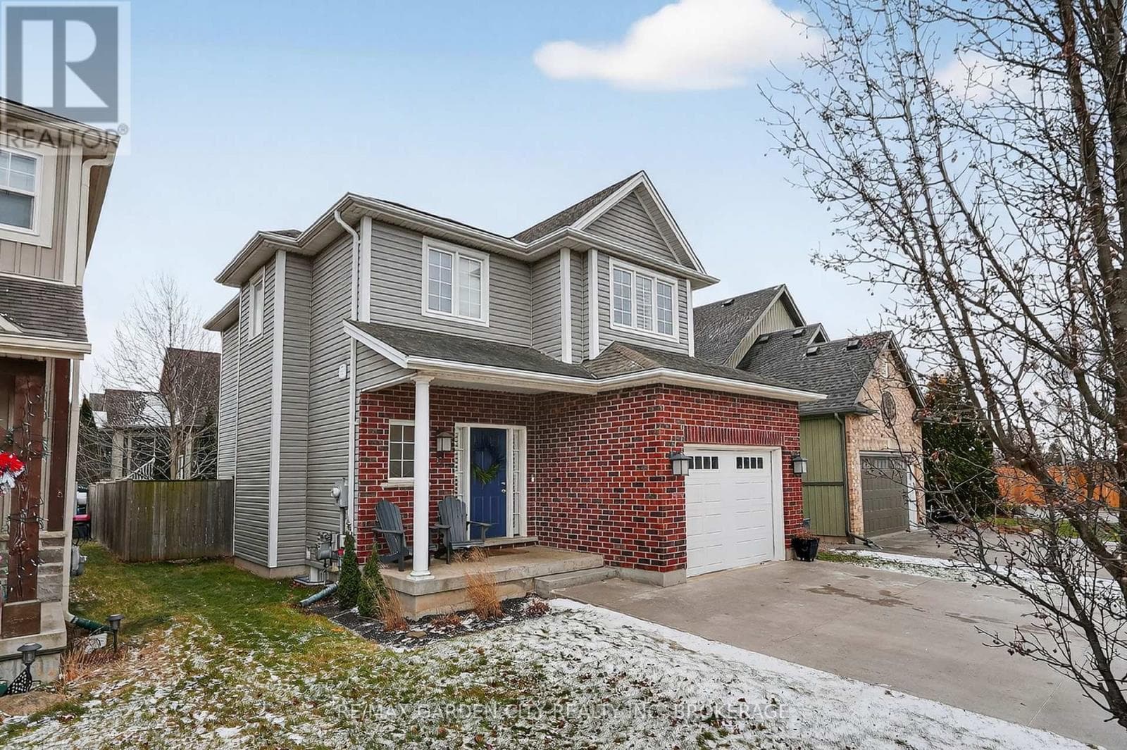 4 bed 3 bath single family at 22 RIESLING DRIVE — $798,500