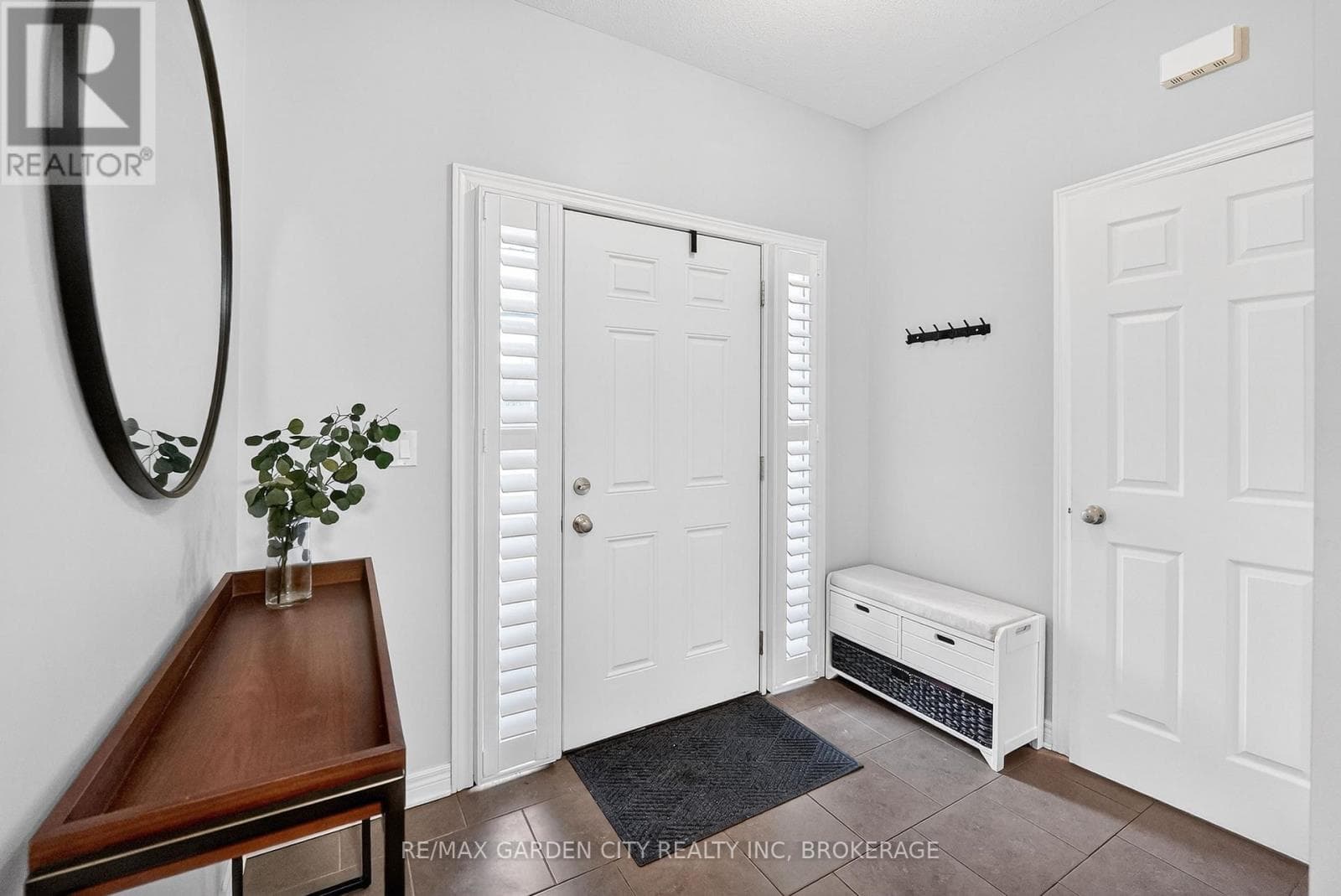 22 RIESLING DRIVE photo 3
