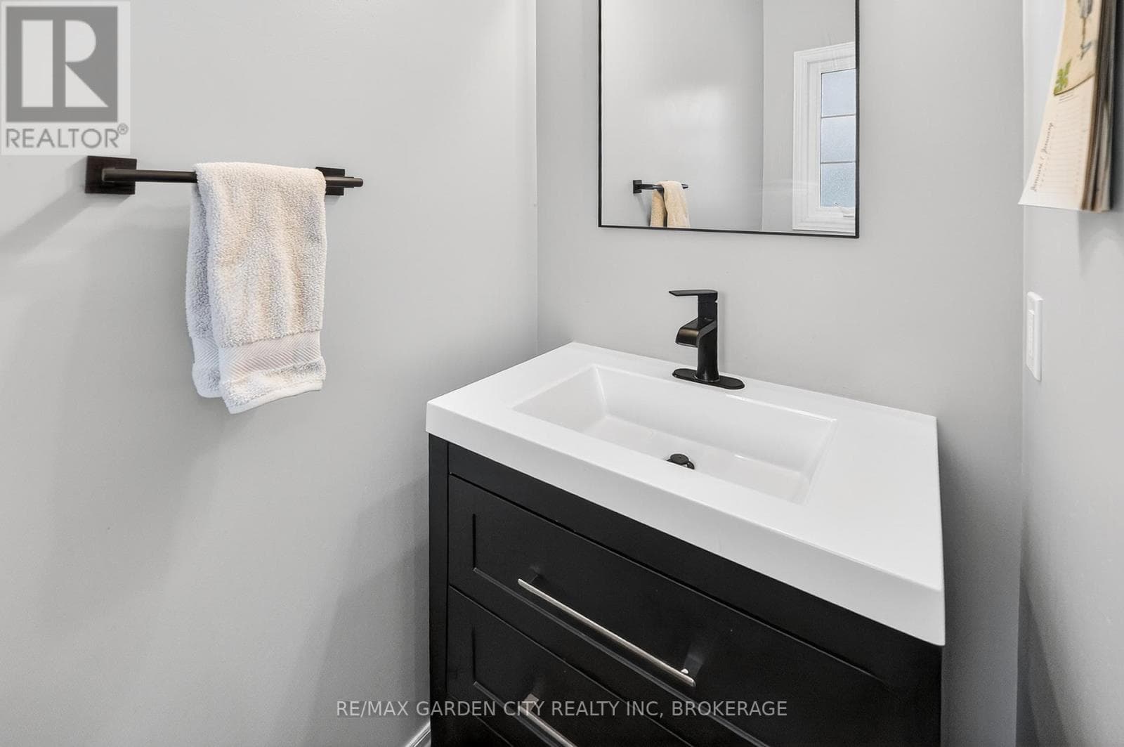 22 RIESLING DRIVE photo 4