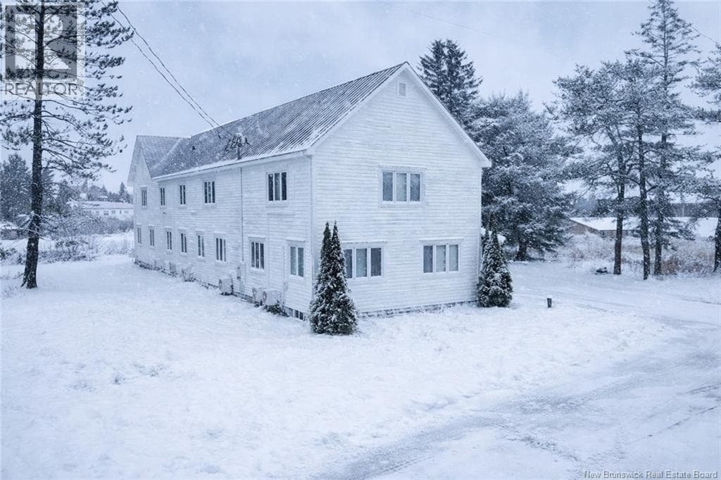 35 Juniper Mill Road photo 2