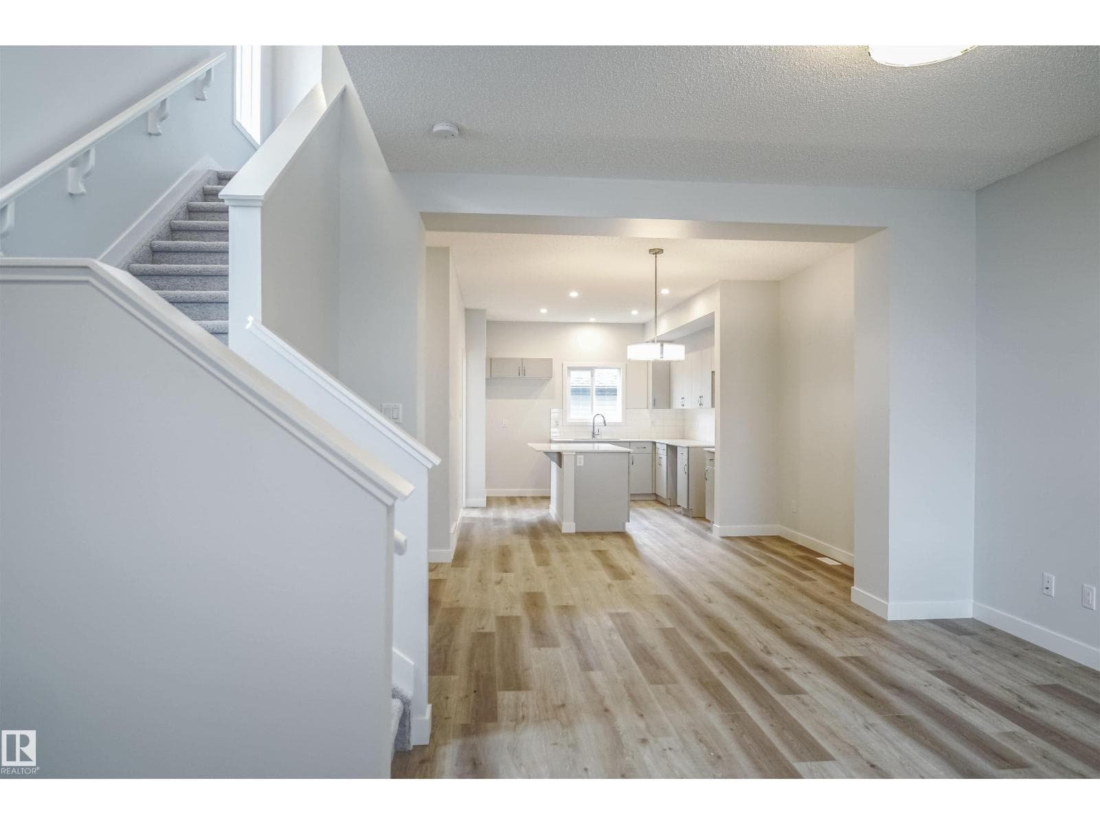 115 COPPERHAVEN DR photo 4