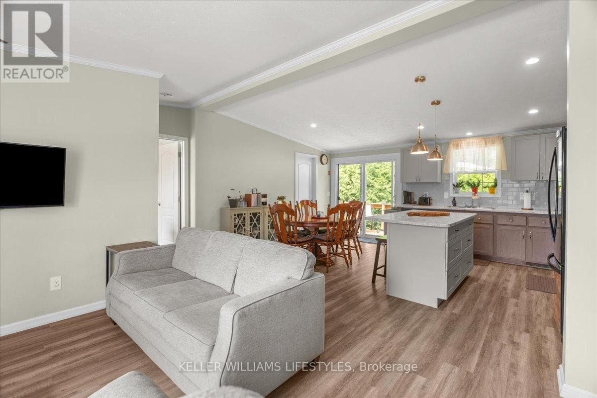 3 bed 2 bath single family at 13 KELLESTINE DRIVE — $459,900