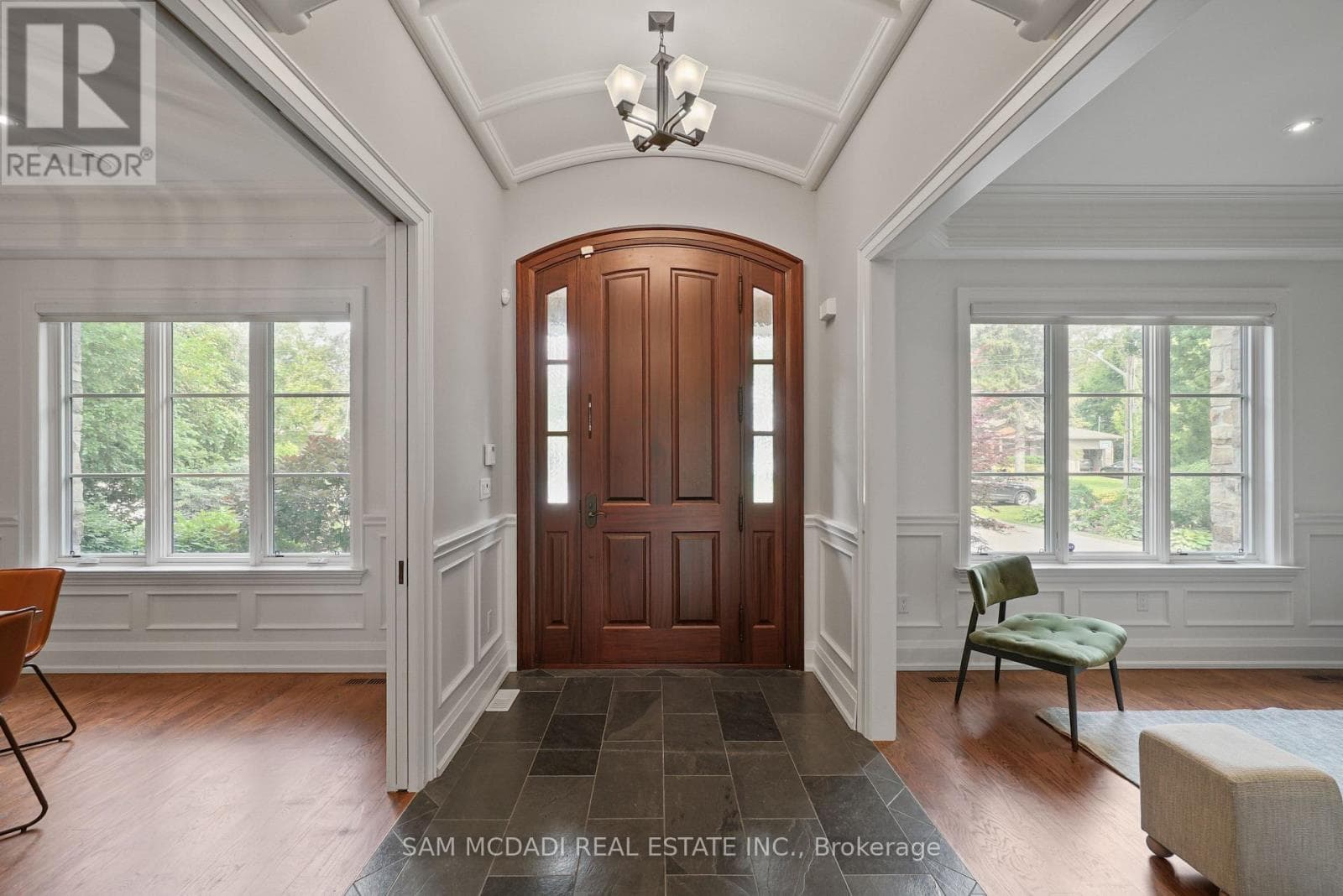 190 MAPLEWOOD ROAD photo 4