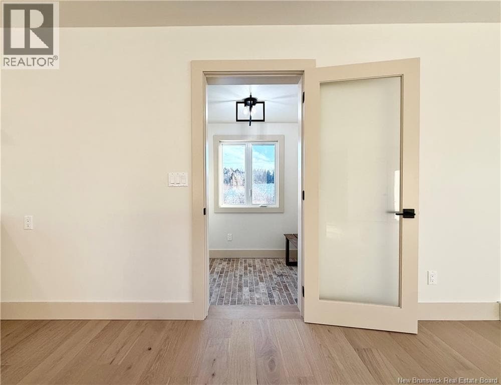 3 Hatt Crescent photo 5