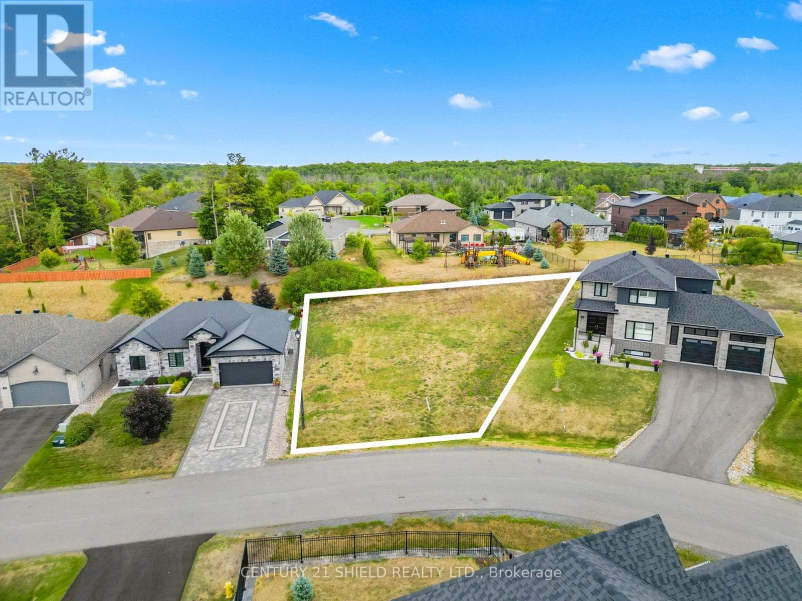 vacant land at 7 MATTHEW KIERAN CRESCENT — $159,999