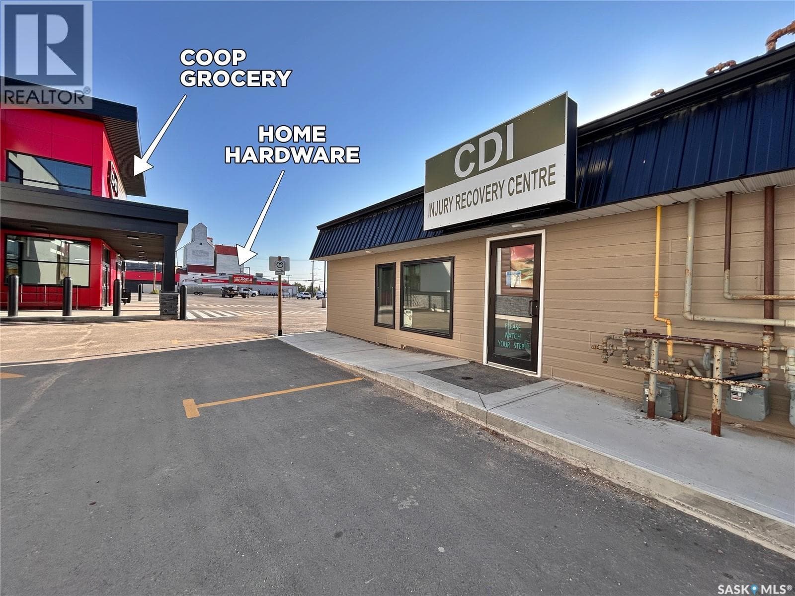 616 Gordon STREET — photo 3
