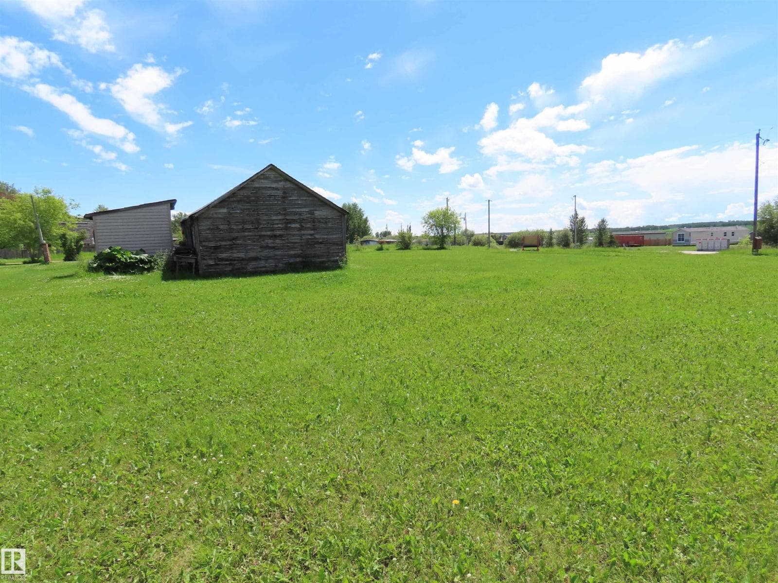 #202 3510 STE. ANNE TR — photo 4