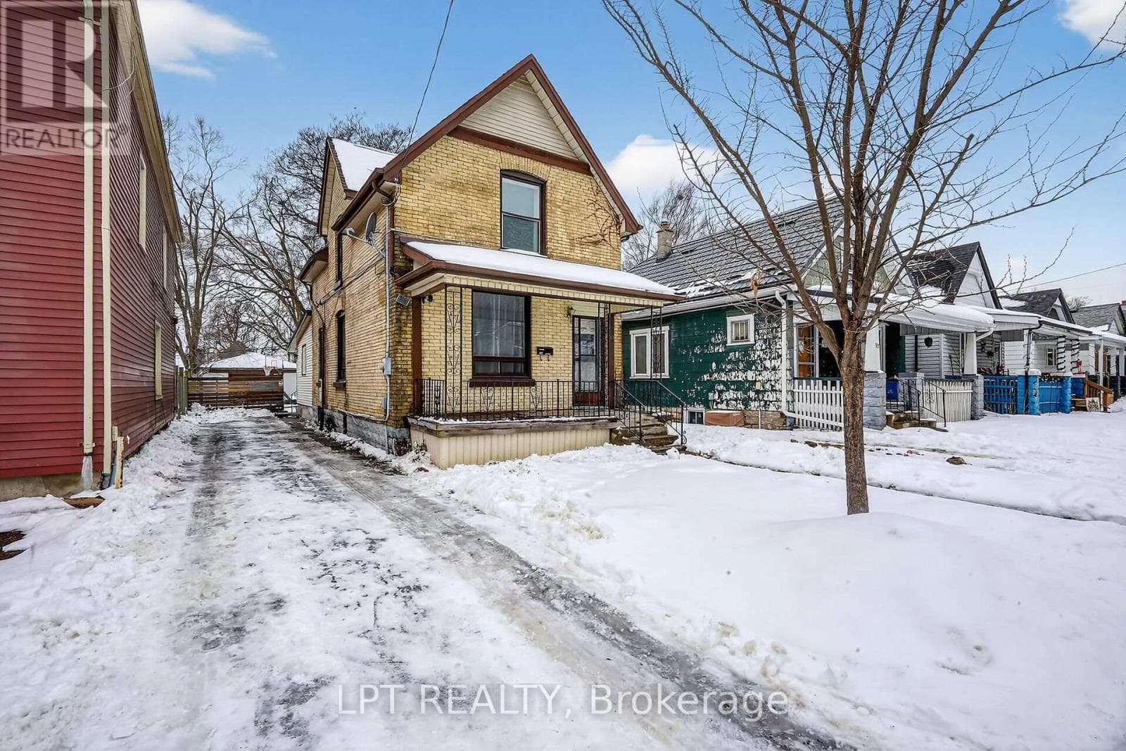 99 INKERMAN STREET photo 2