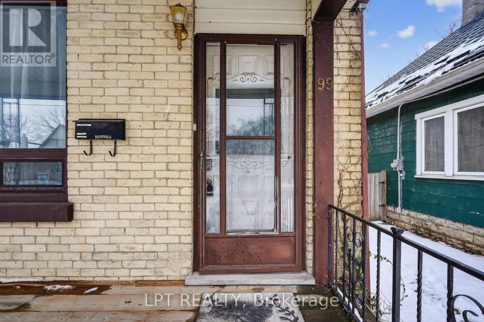 99 INKERMAN STREET photo 3