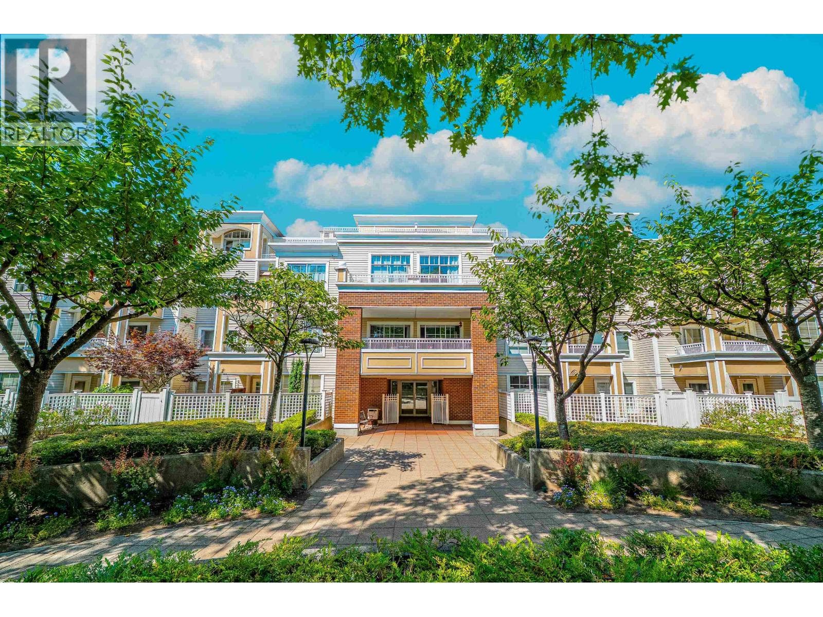 2 bed 2 bath single family at 211 7117 ANTRIM AVENUE — $797,000