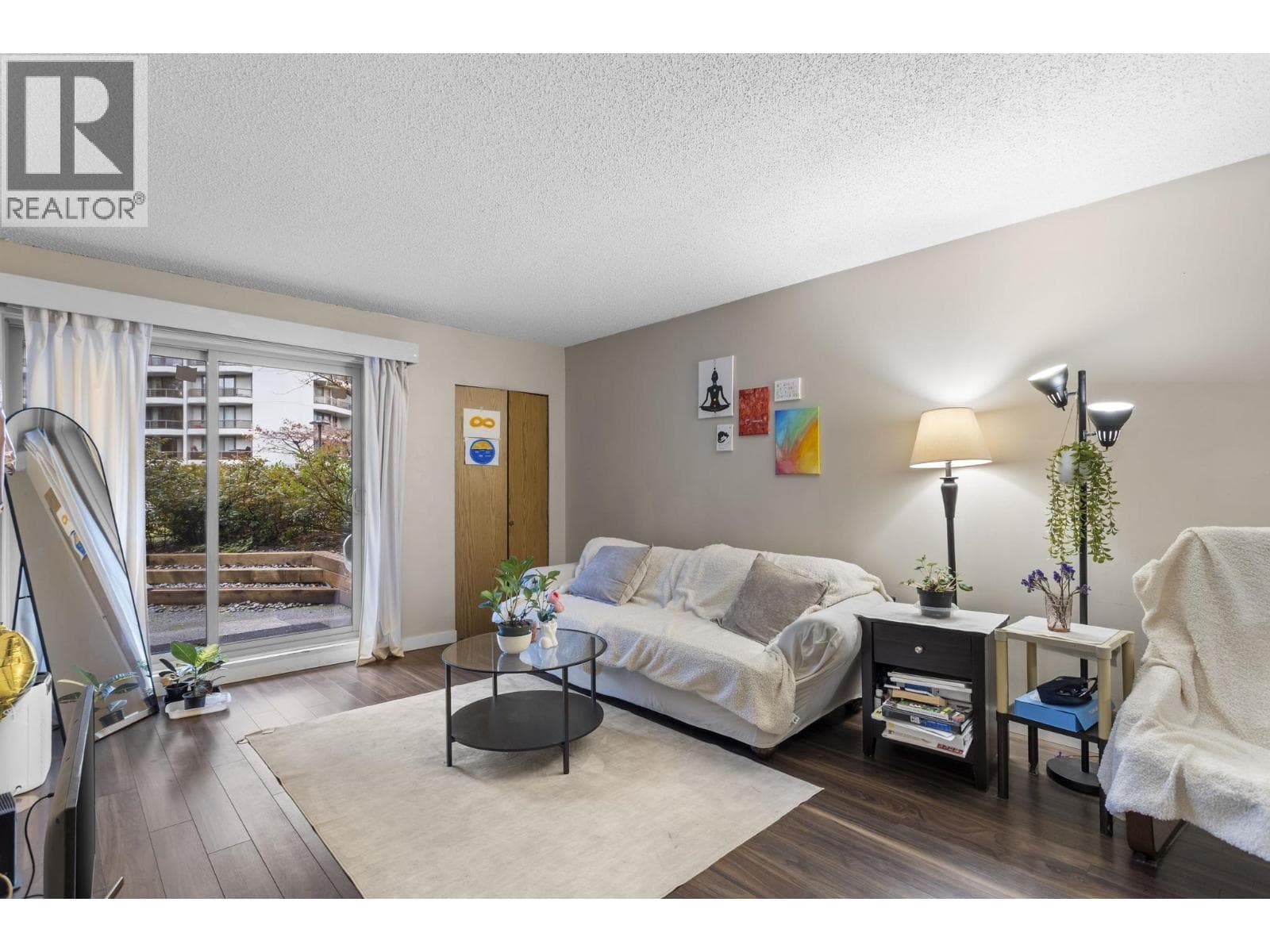 119 4363 HALIFAX STREET photo 4