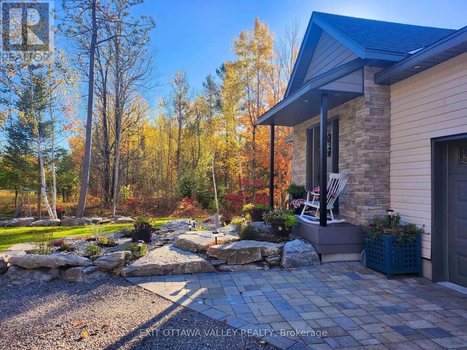 1485 RAPID ROAD photo 4