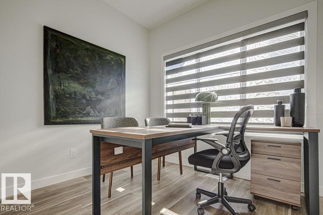 1214 MCLEOD AV — photo 5