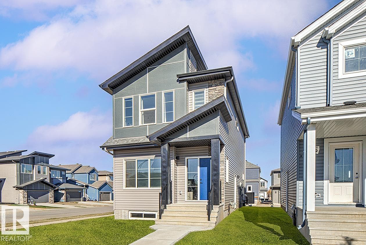 1214 MCLEOD AV