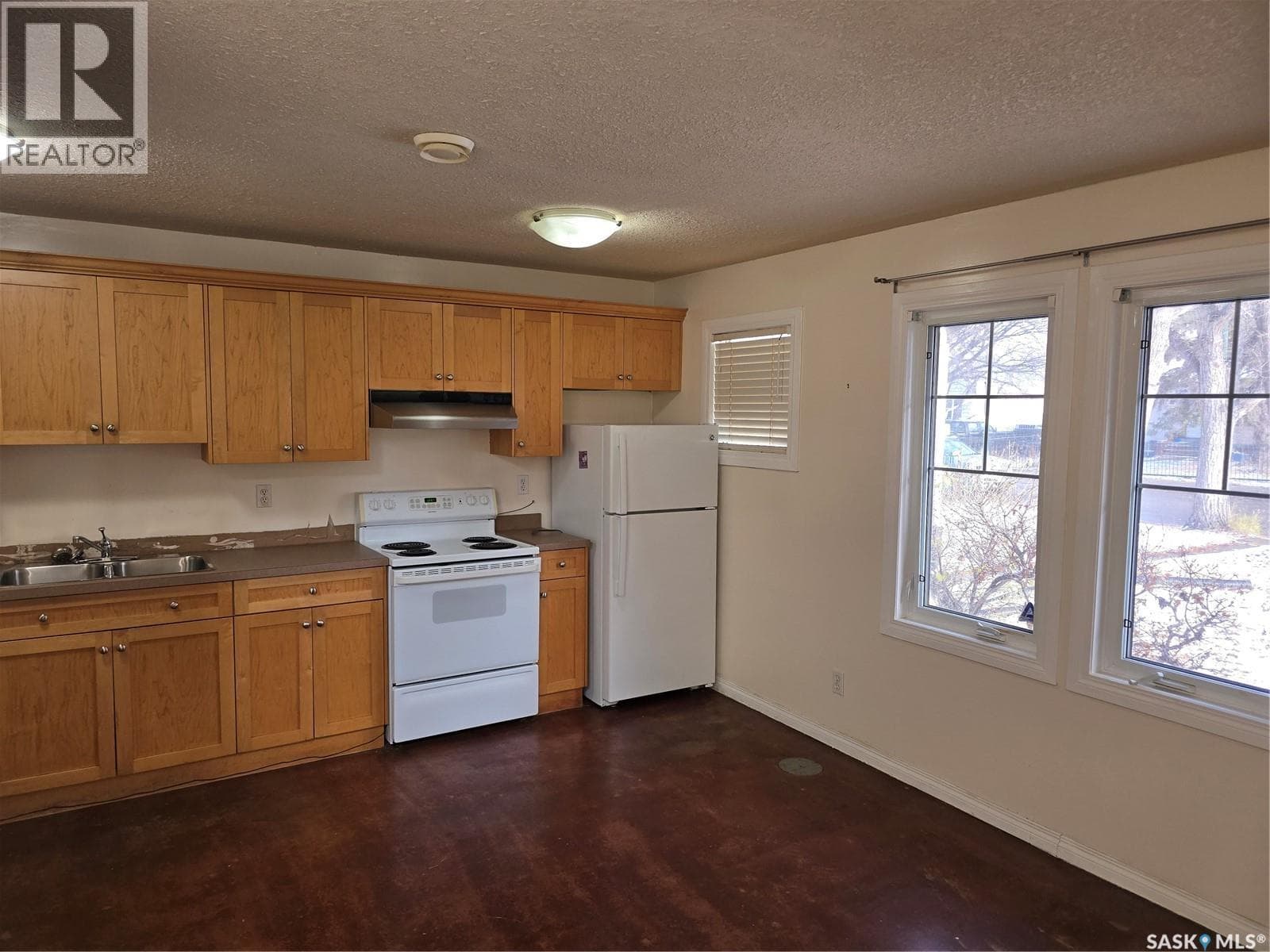 924 Montague STREET — photo 3