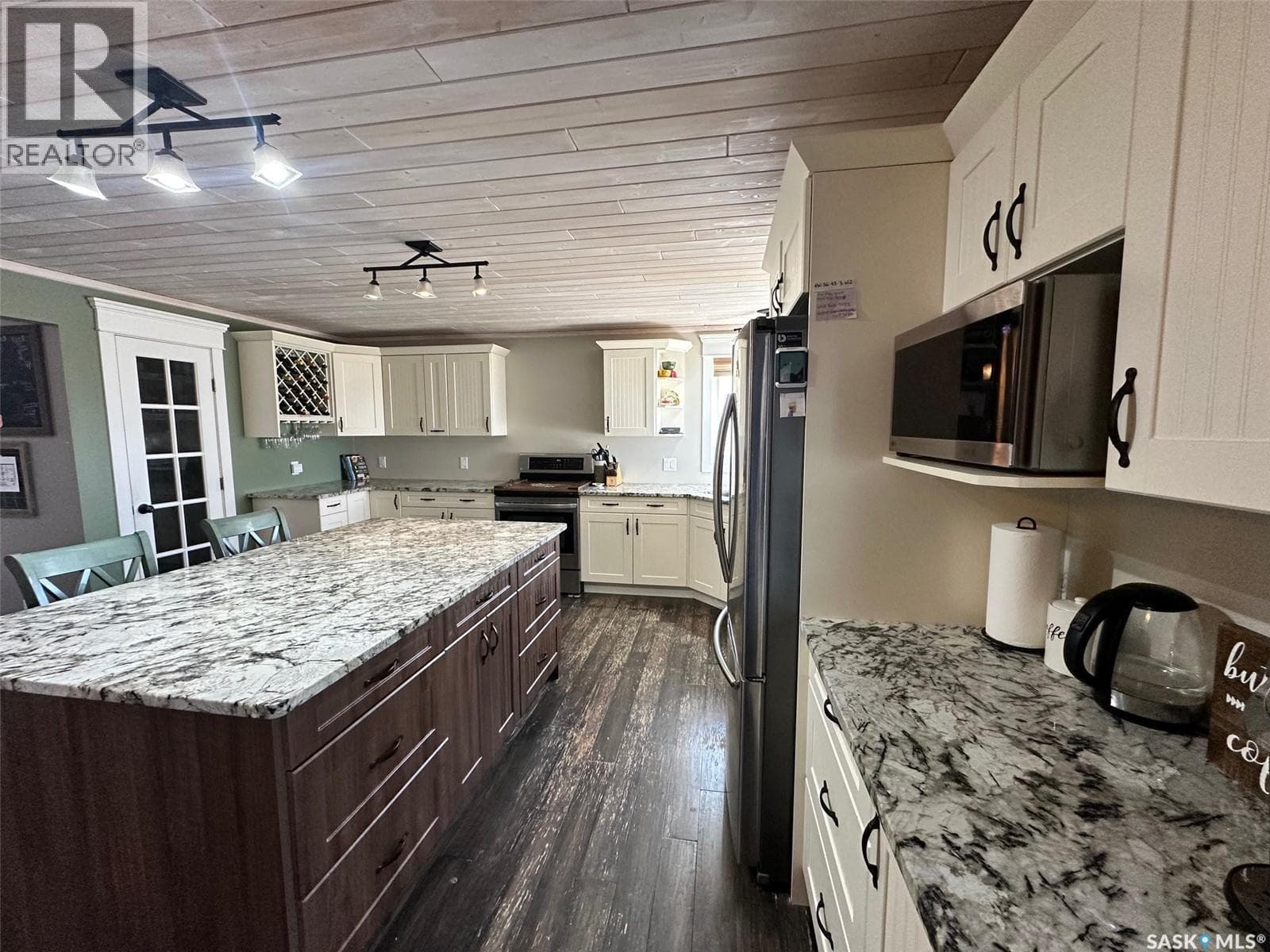 Zurba Acreage — photo 5