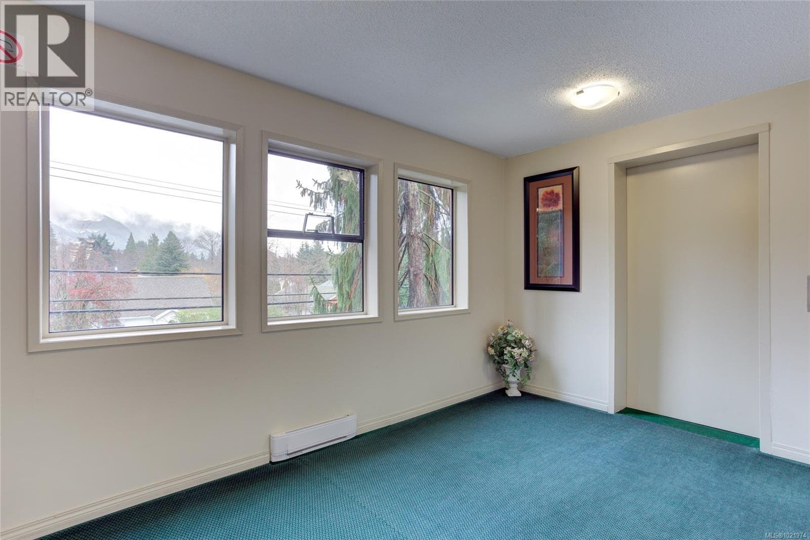 206 18 King George St photo 4