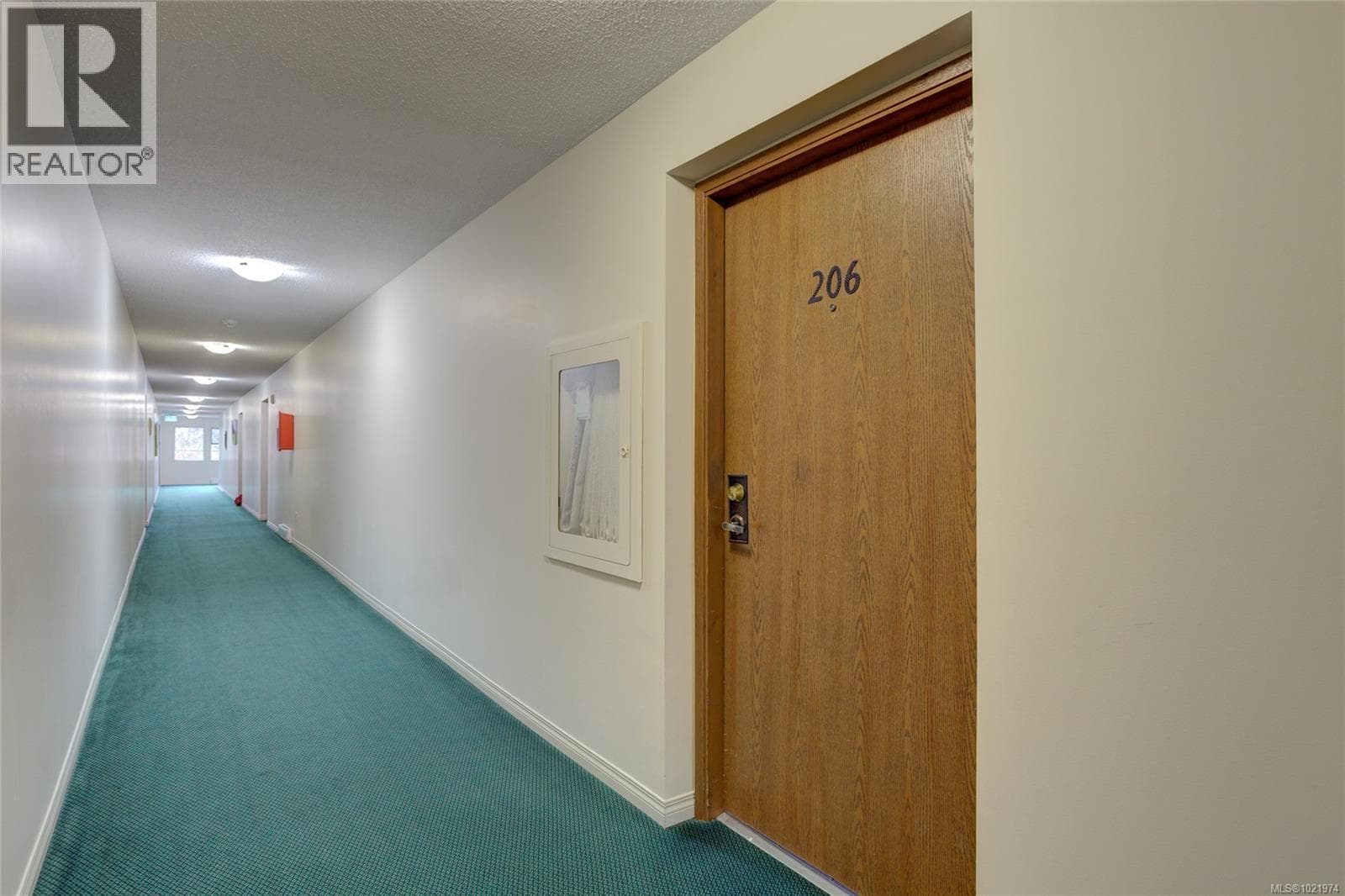 206 18 King George St photo 5