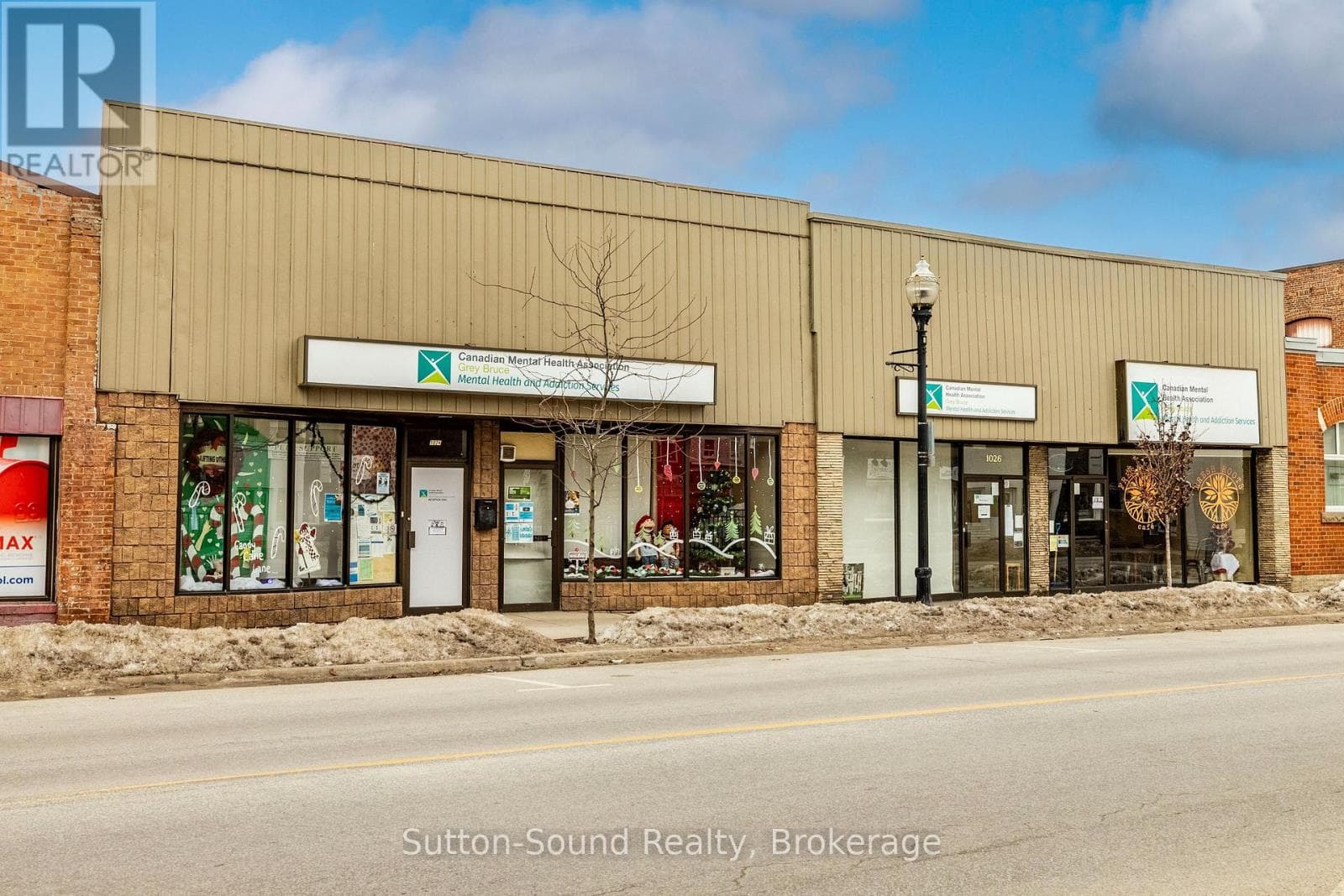 2 bath retail at 1024 2ND AVENUE E — $599,900