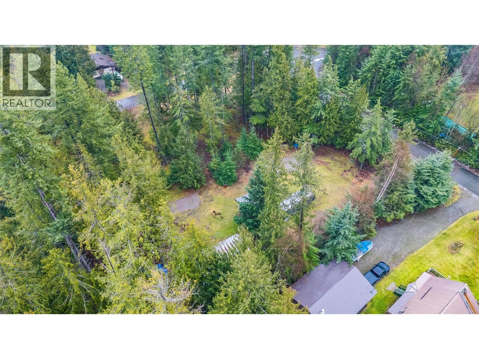 304 Nichols Drive photo 3
